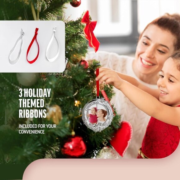 Set of 2 Christmas Silver 3.5" x 3.5" Round Photo Frame Engraved Tree Ornament - Picture 10 of 11